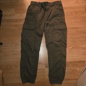 Uniqlo Men's Dark Green Cargo Pants
